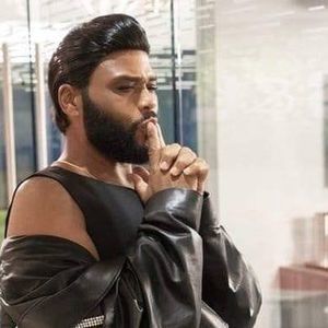 Meet your Posher, Eric